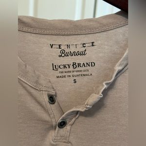 Lucky Brand t-shirt
